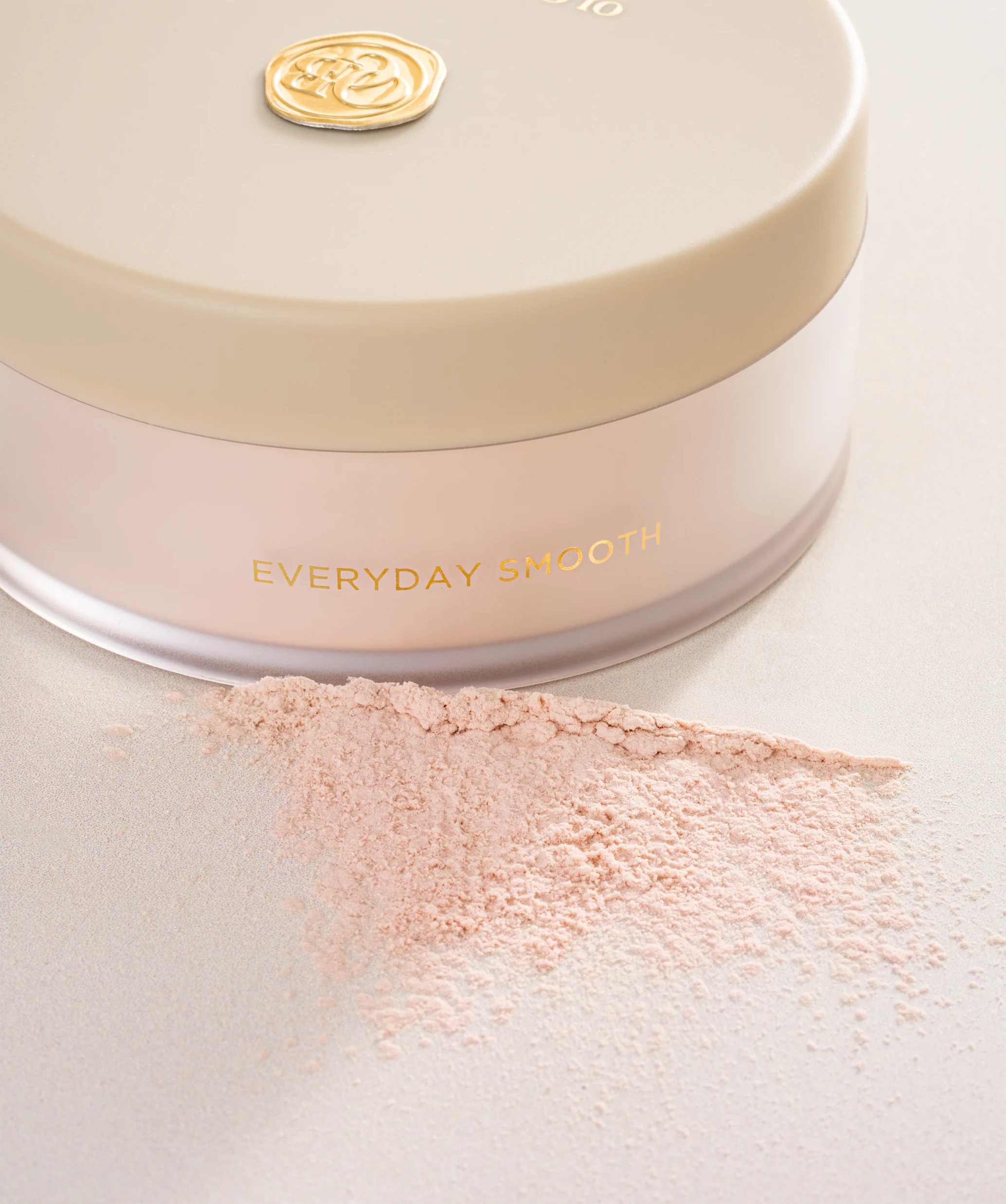 Olcay Gulsen Everyday Smooth Loose Mattifying Powder - Afbeelding 2