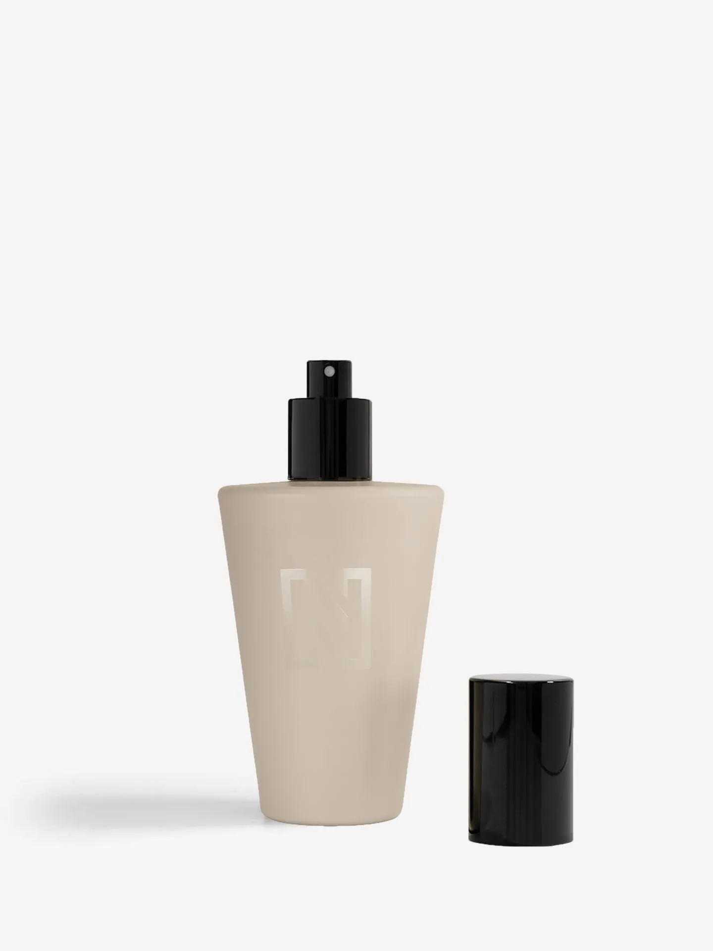 Nikkie Dubai Sands Room Spray  