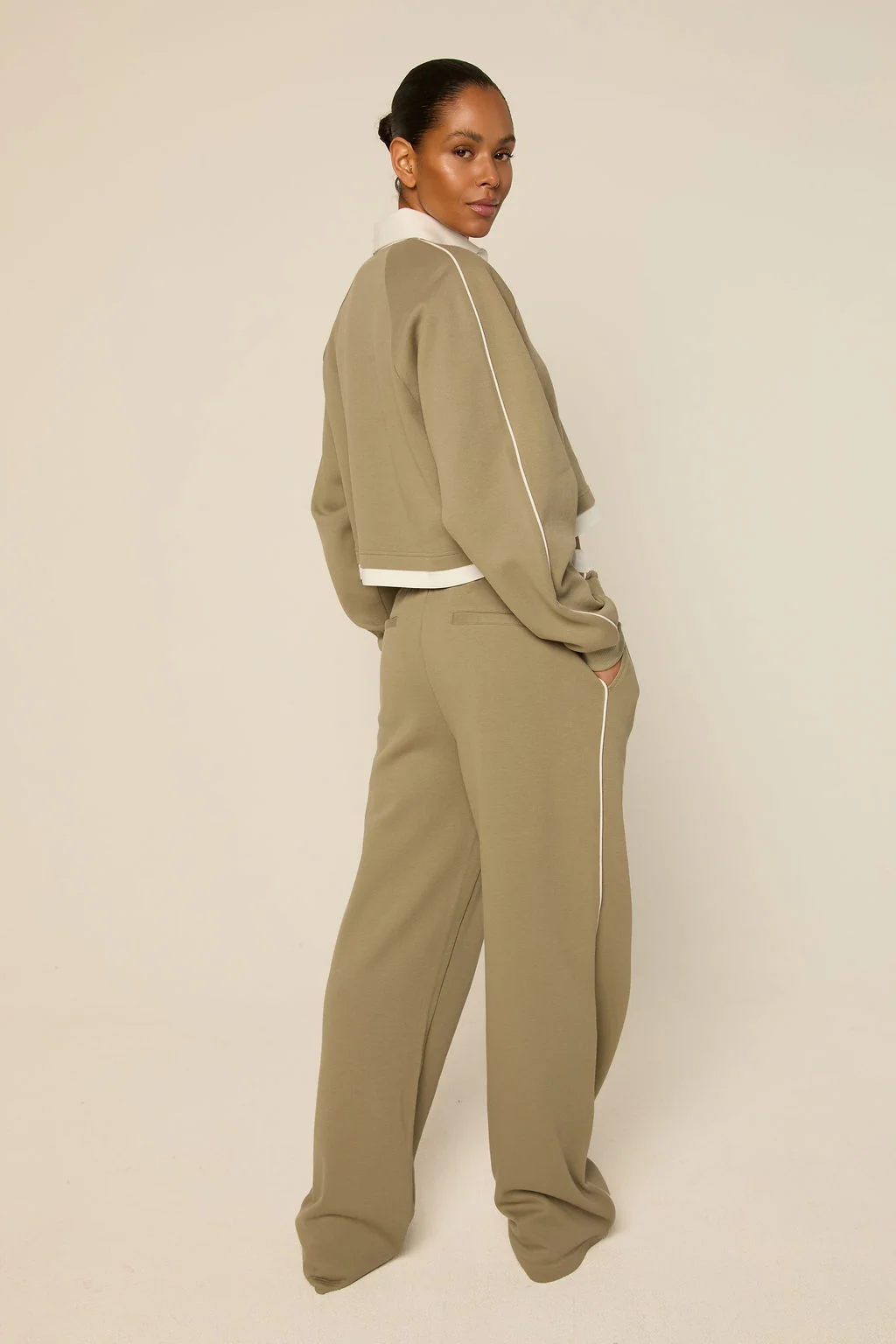 The Lola Club  Kaya Polo | Sage Green - Afbeelding 4