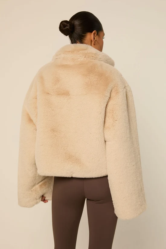 The Lola Club  Bobbie Faux Fur Jacket | Oatmilk - Afbeelding 5