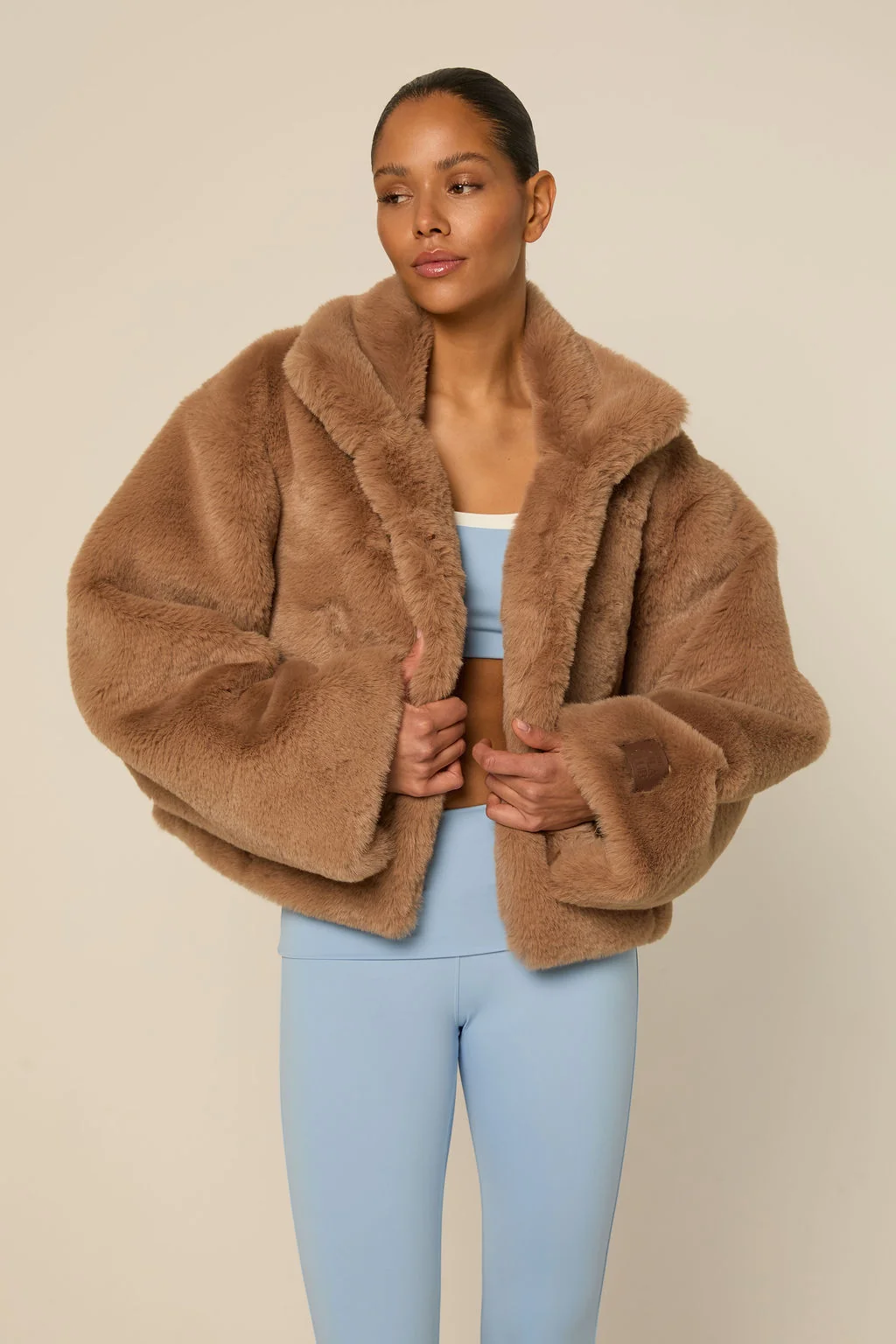 The Lola Club  Bobbie Faux Fur Jacket | Caramel - Afbeelding 3
