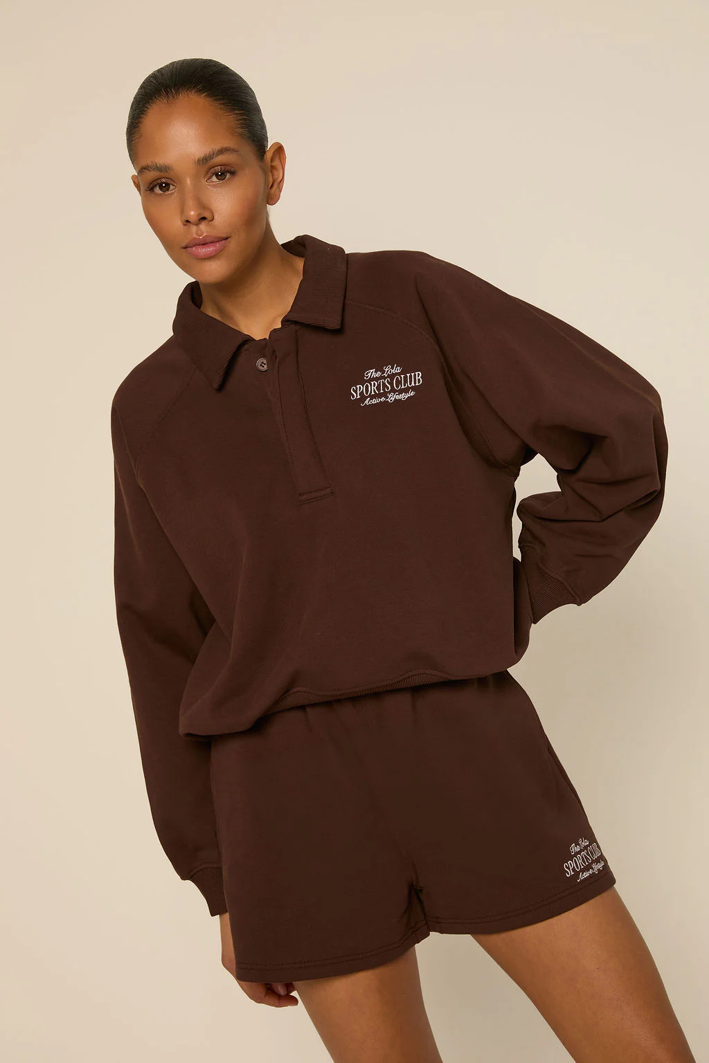 The Lola Club Alix Polo Sweater | Espresso - Afbeelding 4