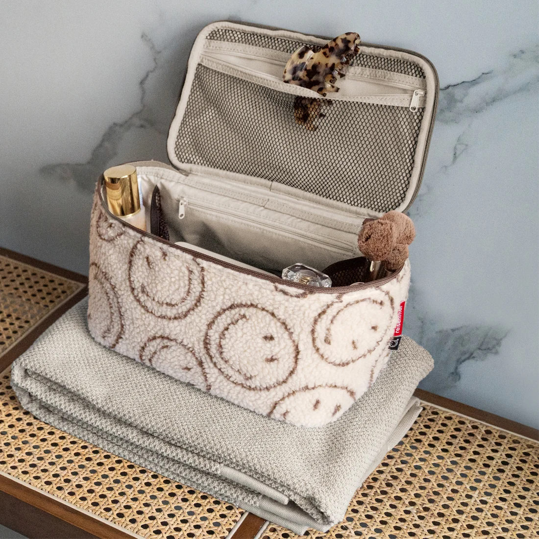 Reisenthel cosmetic case smiley teddy chocolate - Afbeelding 3