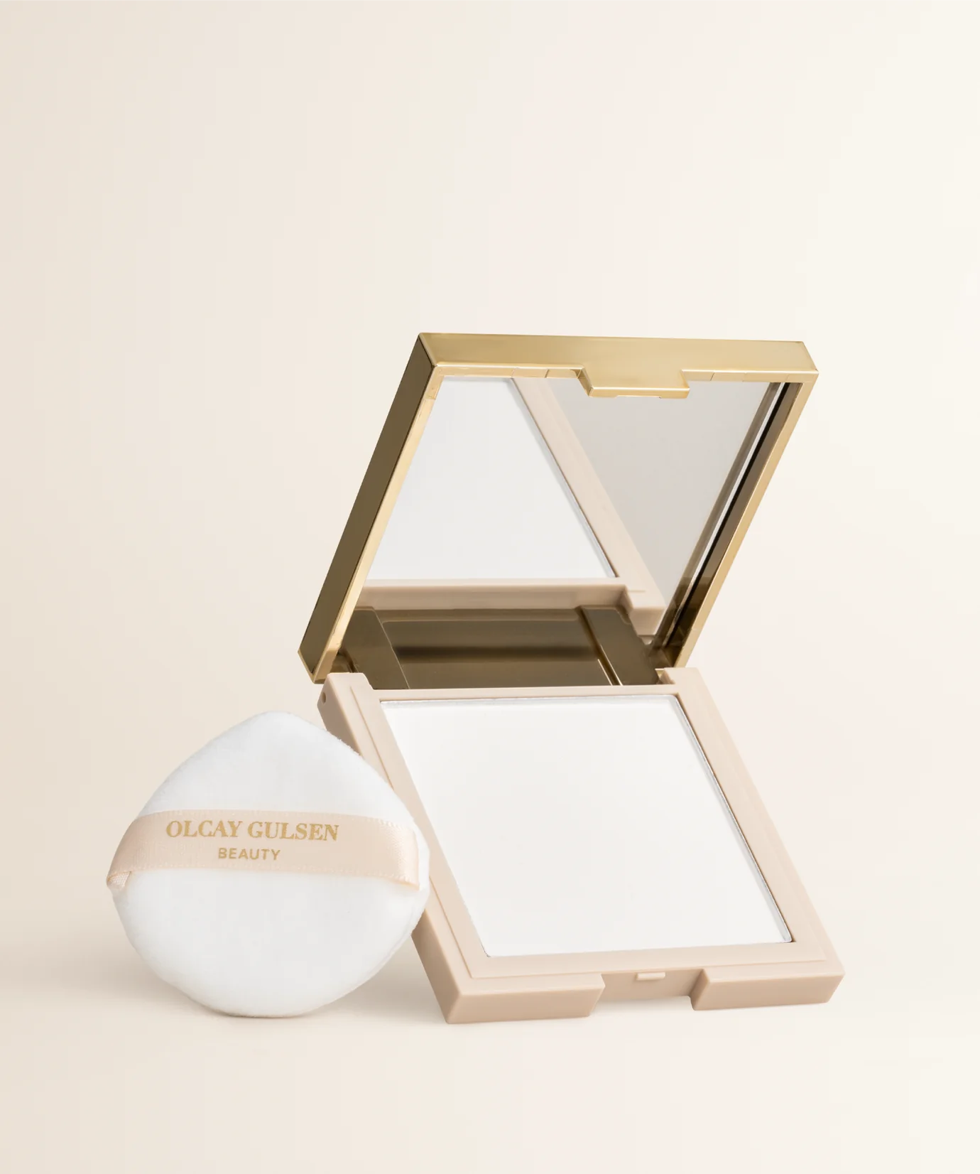 Olcay Gulsen MIRACLE BRIGHTENING COMPACT POWDER
