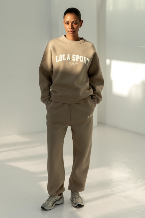 The Lola Club Pants Beige