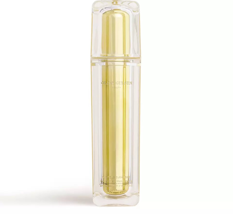 Olcay Gulsen cleansing milk