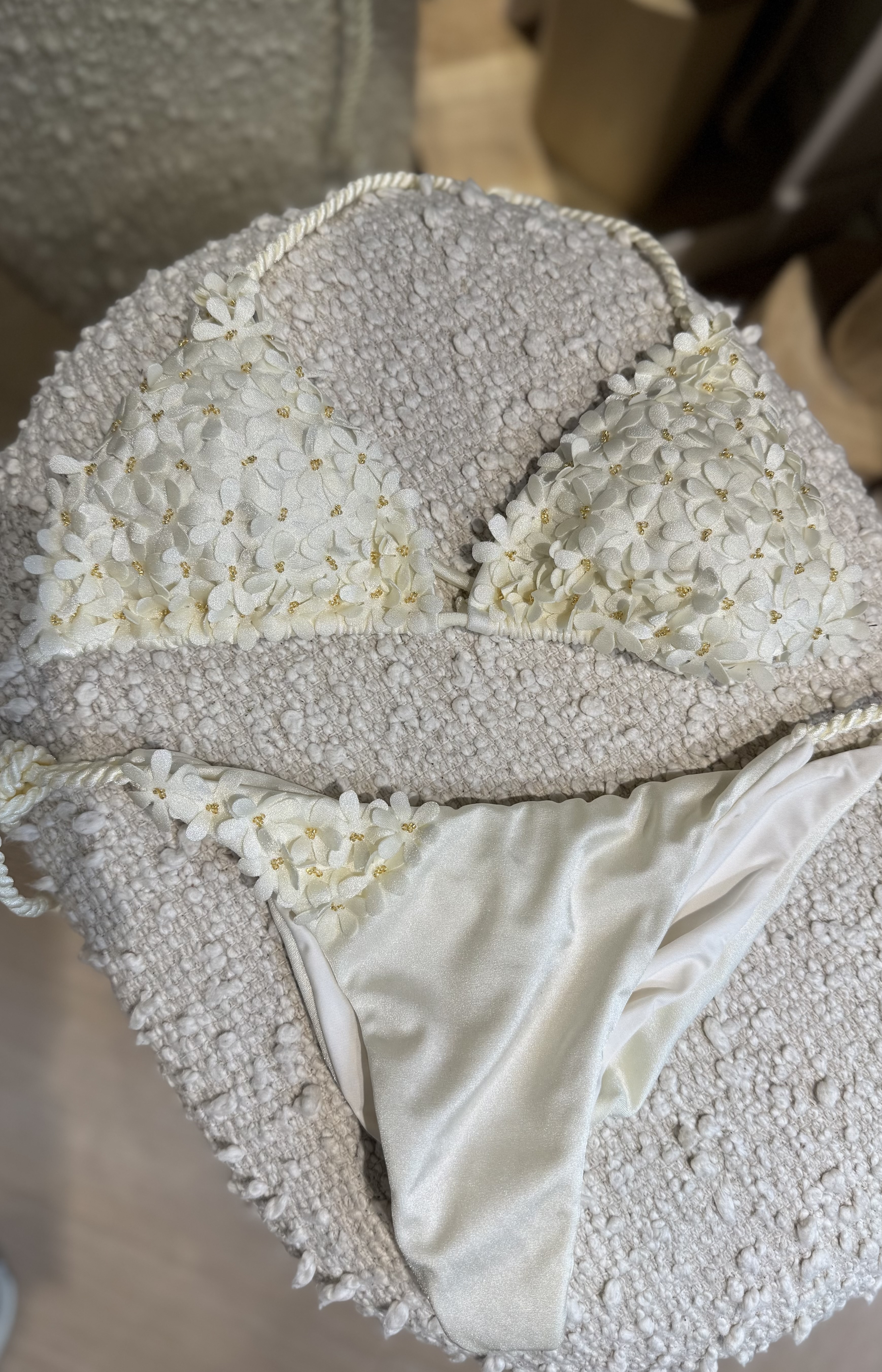 Bikini met bloemen detail Wit