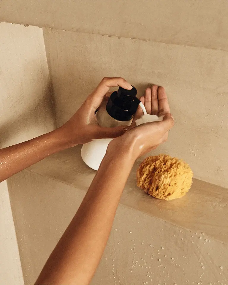 8720701163898FoamingBodyWashBottle325mlcampaignshot5768x960_fd2177ff-8d0e-42a3-92f5-e878281543c7_2048x Foaming Body Wash Concentrate 50 ml No.12 Objets d'Amsterdam