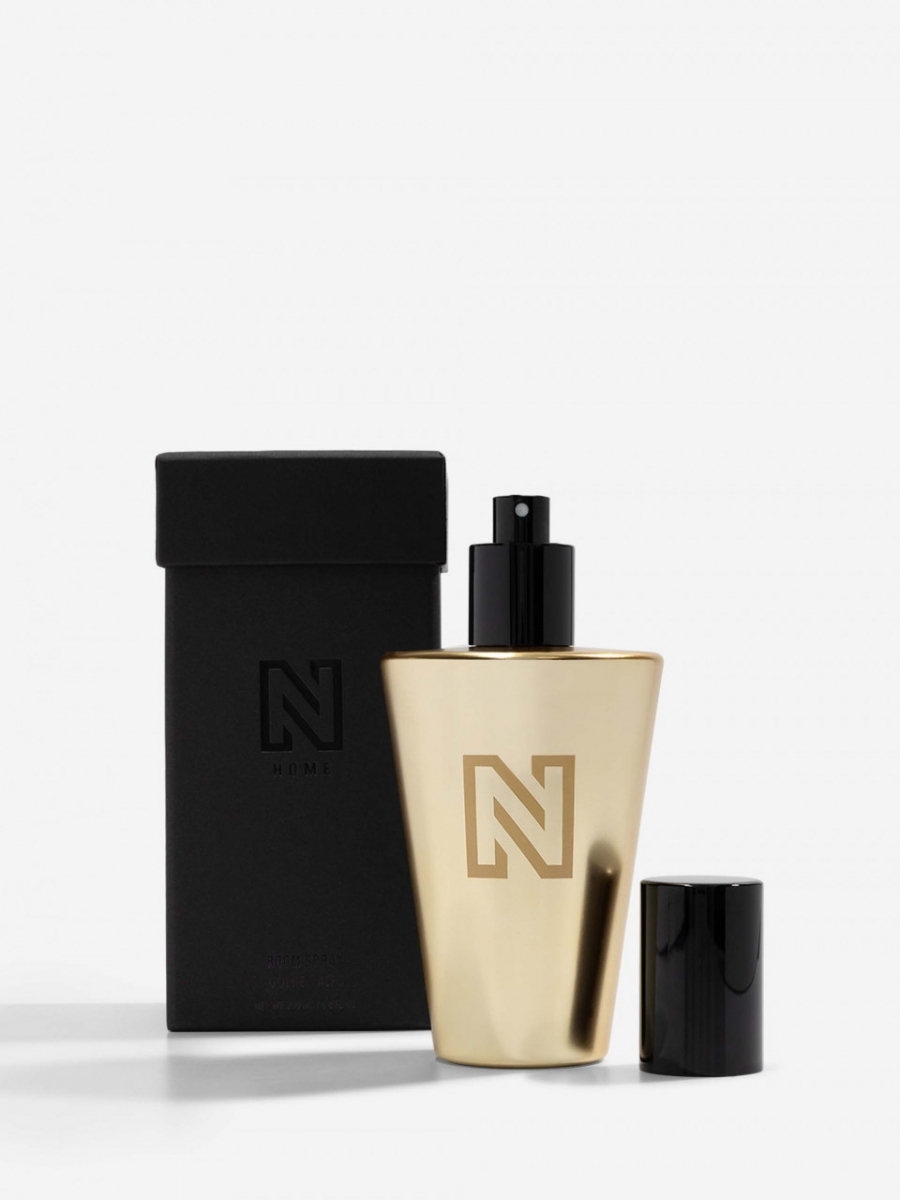 Nikkie actie roomspray + kleine kaars Golden Alps