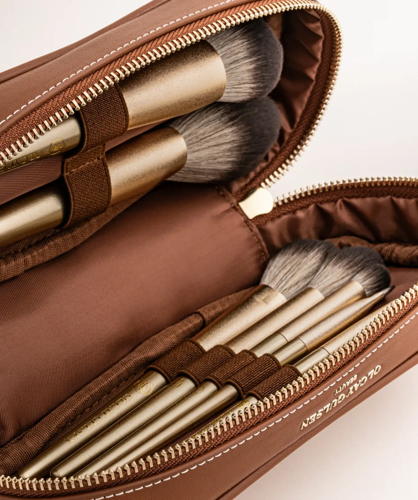 Olcay Gulsen GRACE MAKEUP BRUSH SET