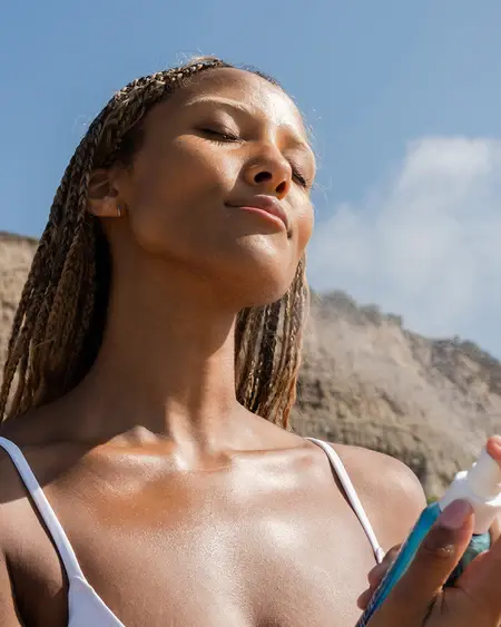 2025_CL10456_PDP_3 Coola Face Sunscreen Mist