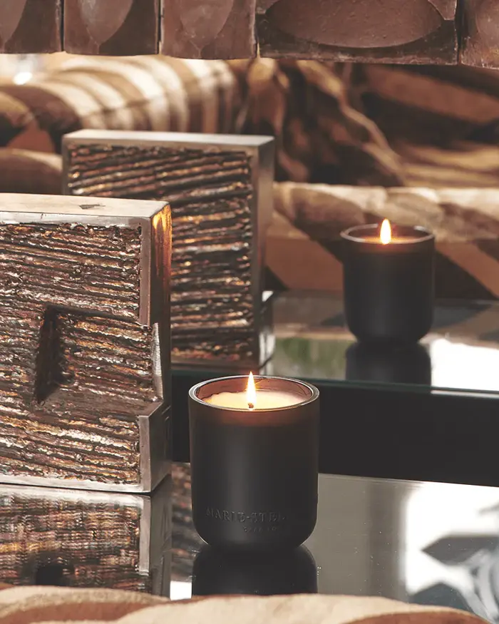 8720701165786ScentedCandleCouragesdesBois300grmoodshot1768x960 Marie Stella Maris Geurkaars No.11 Violet Muse