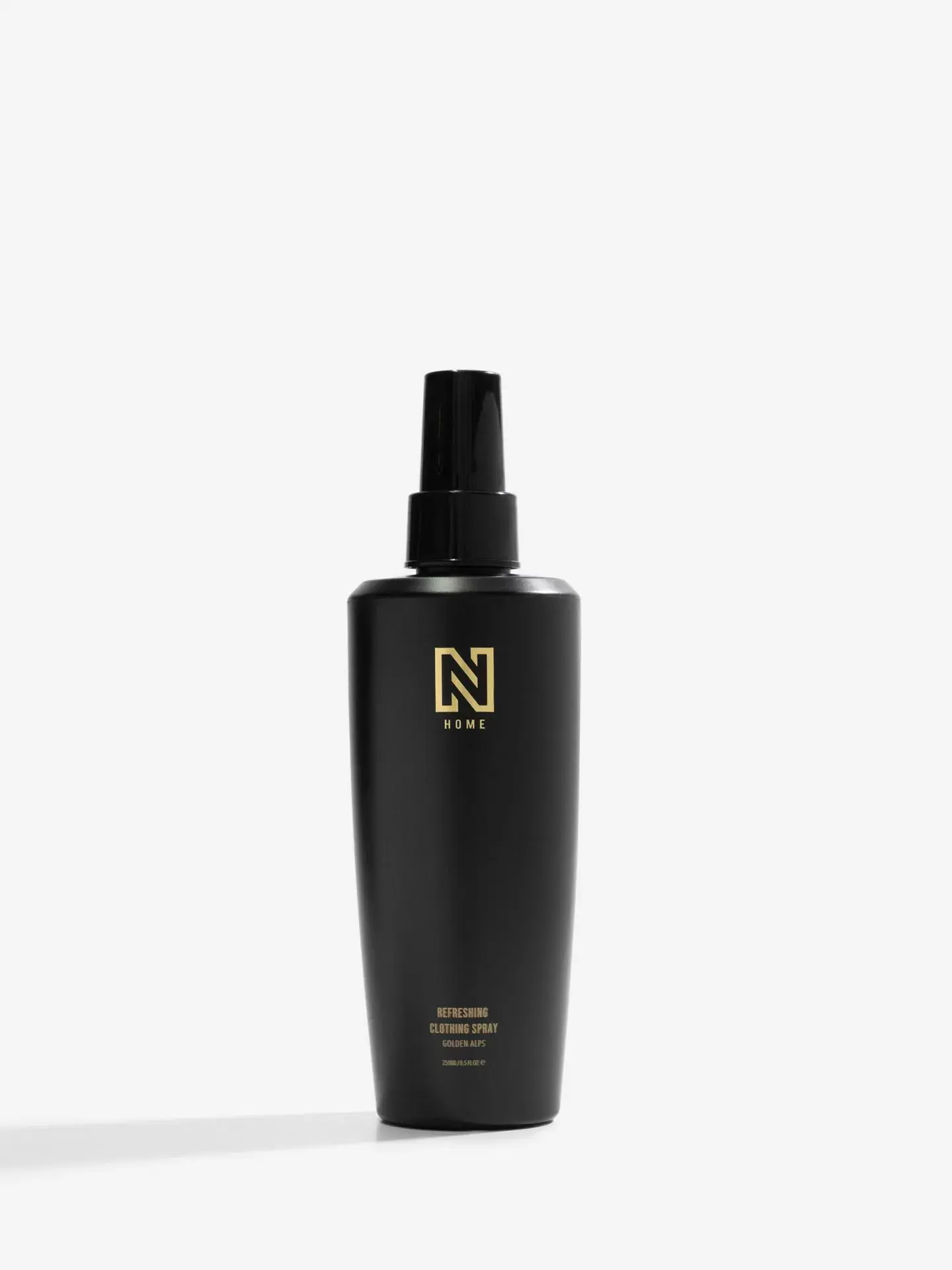 H6037-0000_1004_1_1920x1920 Nikkie Refreshing clothing spray 1 + 1 gratis
