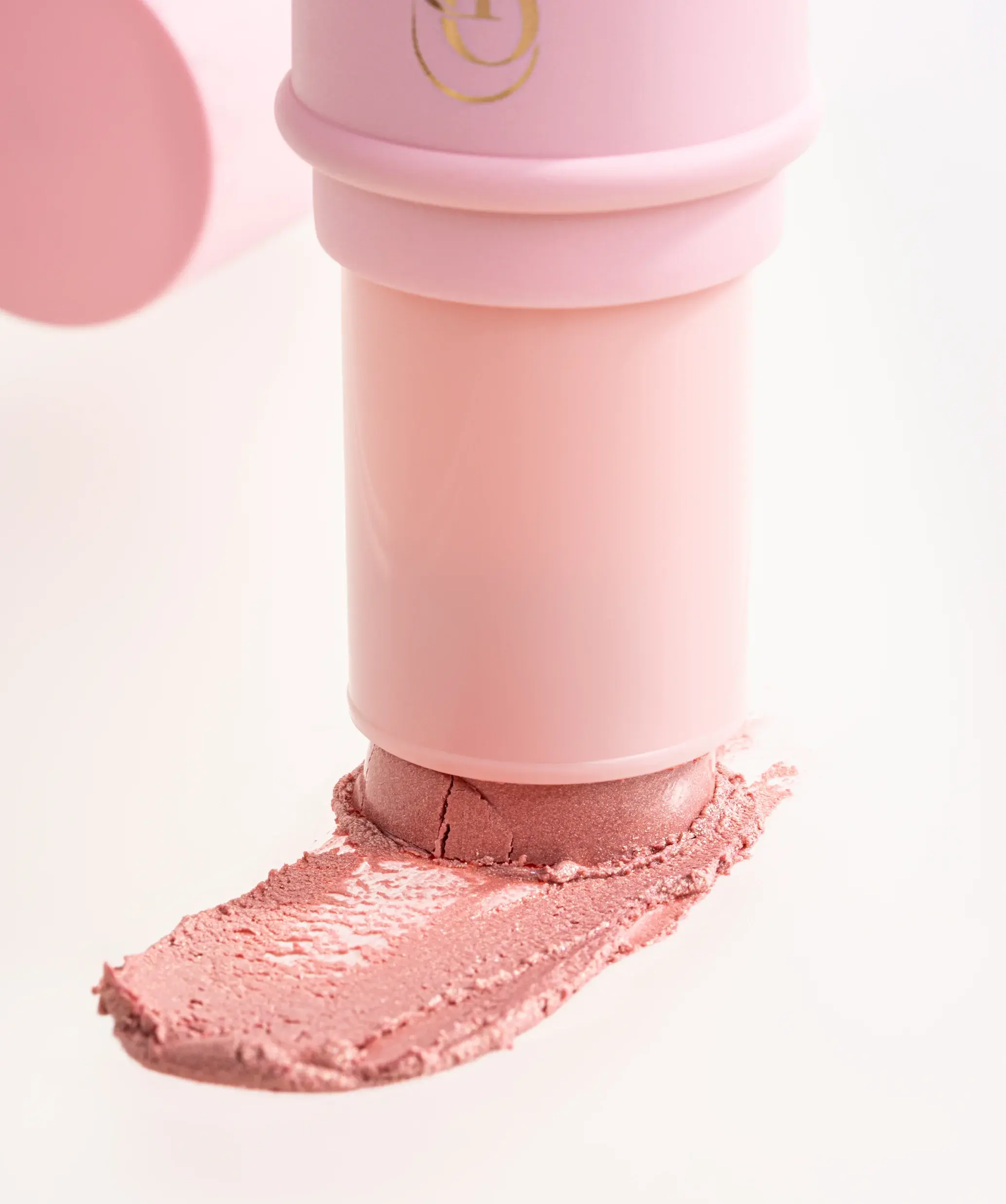 Olcay Gulsen  OLCAY&DOLSHE MULTI-USE STICK