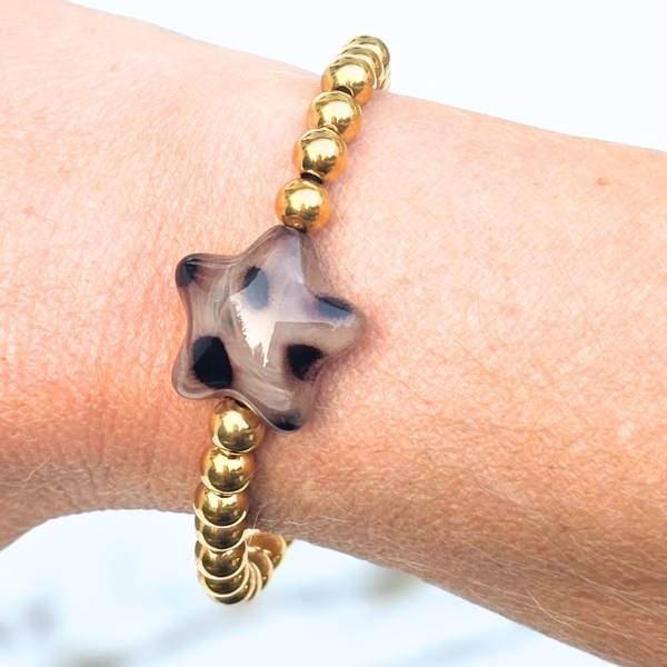 Label Six Kralenarmband brown star