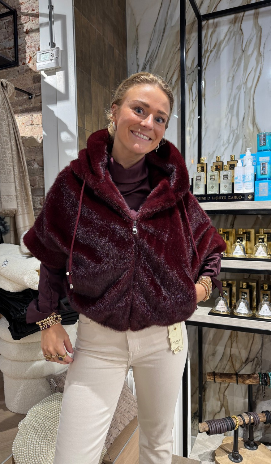 Faux fur bodywarmer burgundy