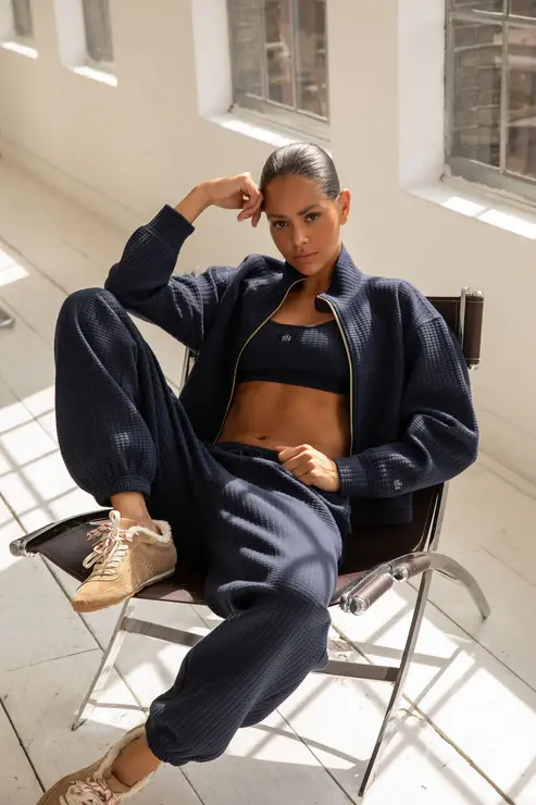 LOLA-5M1A5152_09d59f74-4c73-43d1-a3a4-533495ddaf94 The Lola Club Lena Pants Navy
