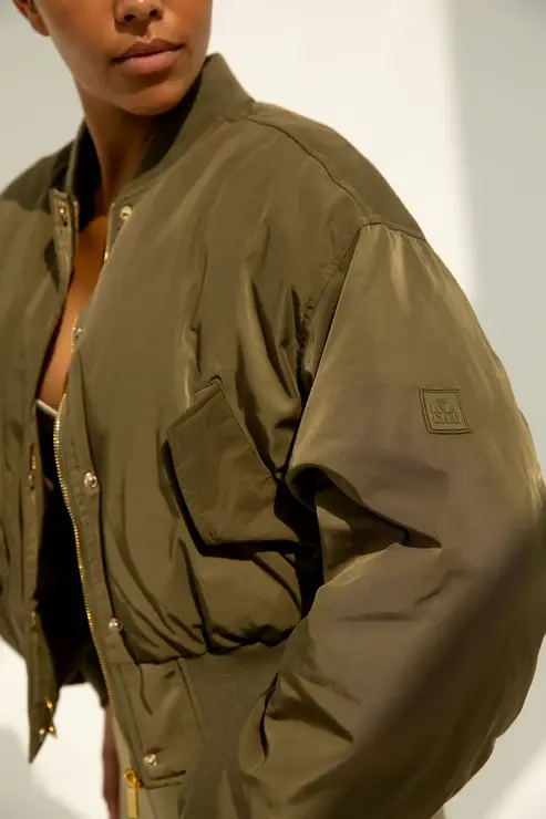 LOLA-5M1A4759 The Lola Club Leah Bomber Olive