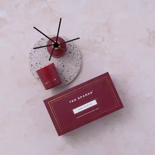 Ted Sparks Candle & Diffuser gift set Amber & Woods
