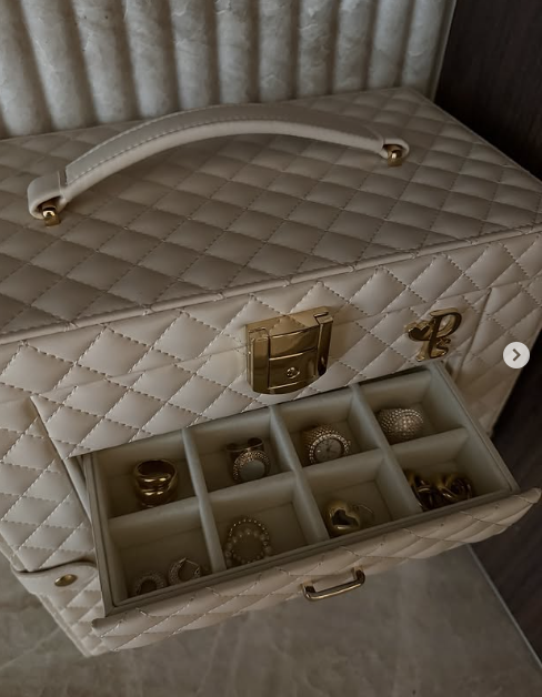 Schermafbeelding_2025-10-31_133850 PScallme Luxe Jewellery Box