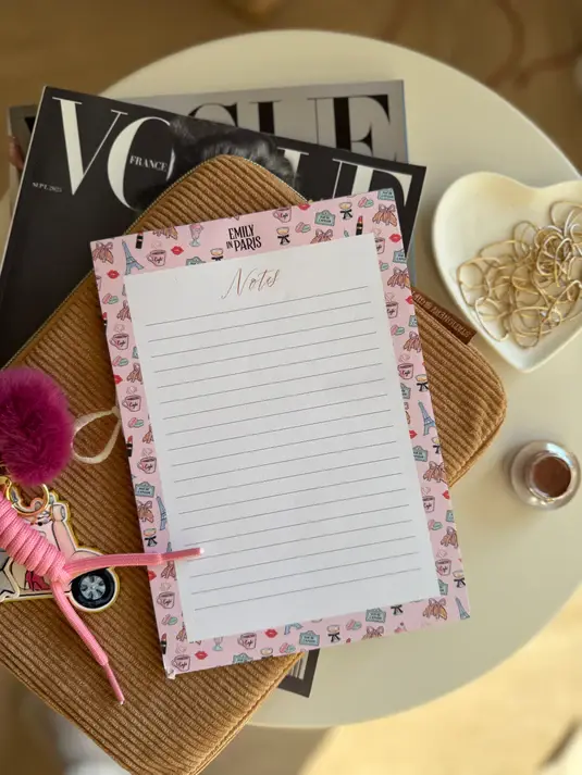 Stationery & gift Emily in Paris | To Do Notes